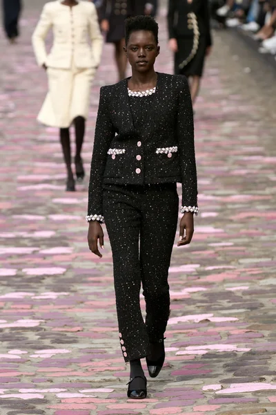 Look 6